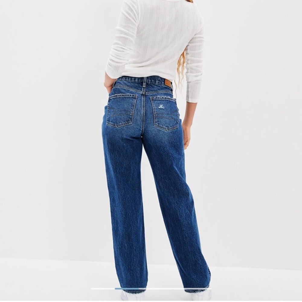 AE Stretch Curvy 90s Straight Jean * see note in description